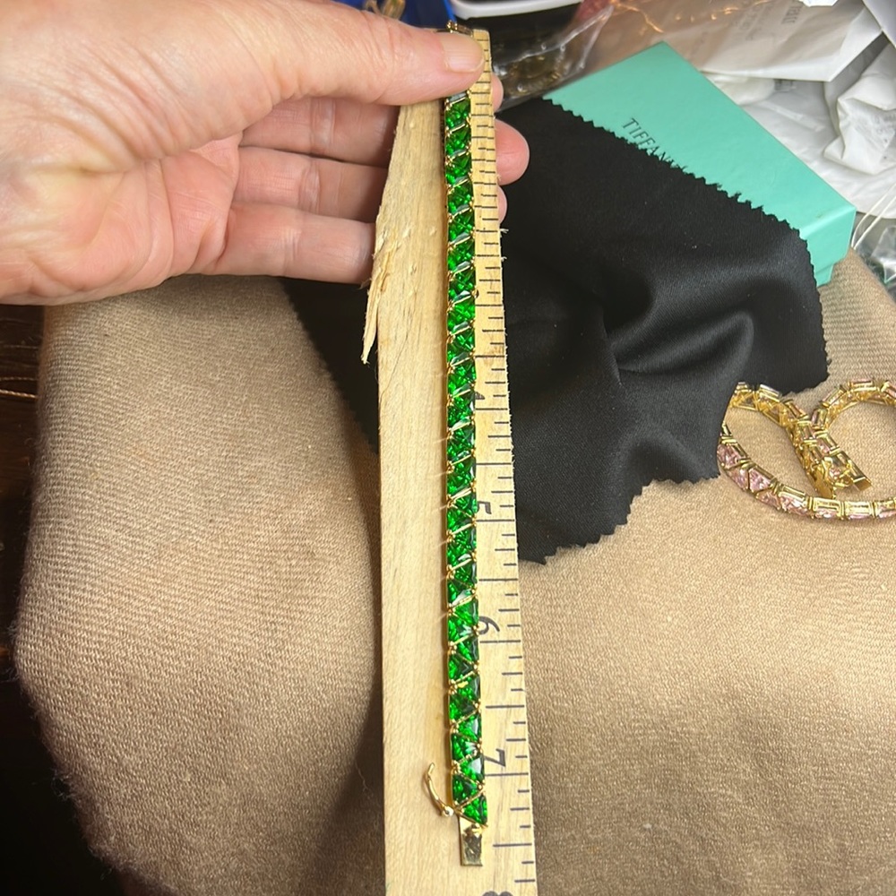 926 sterling silver green Cz trillion triangle cut vermeil gold bracelet - Picture 9 of 9